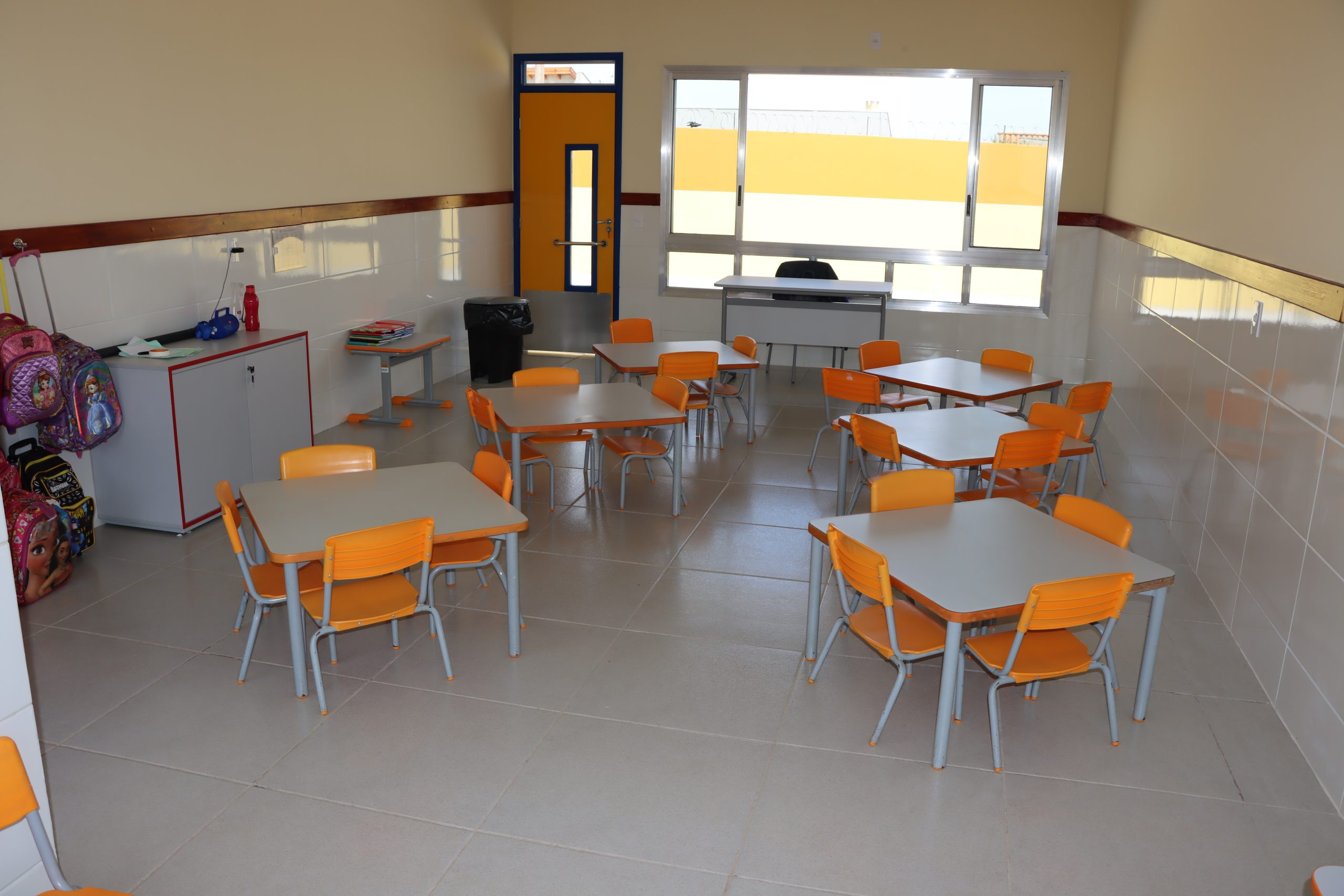 creche escola peres elias sala de aula agosto 2022 scaled original