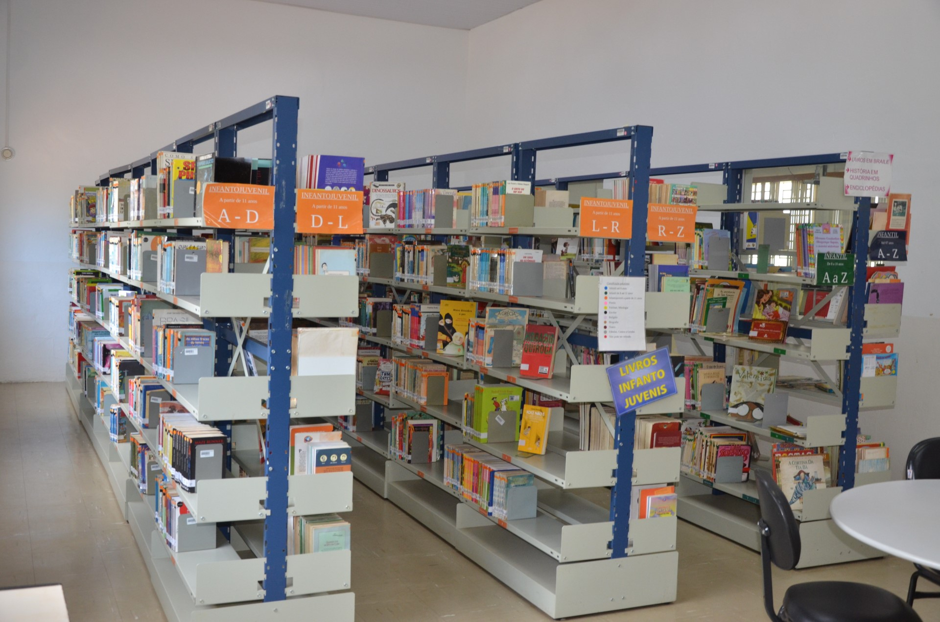 Biblioteca novo acervo original