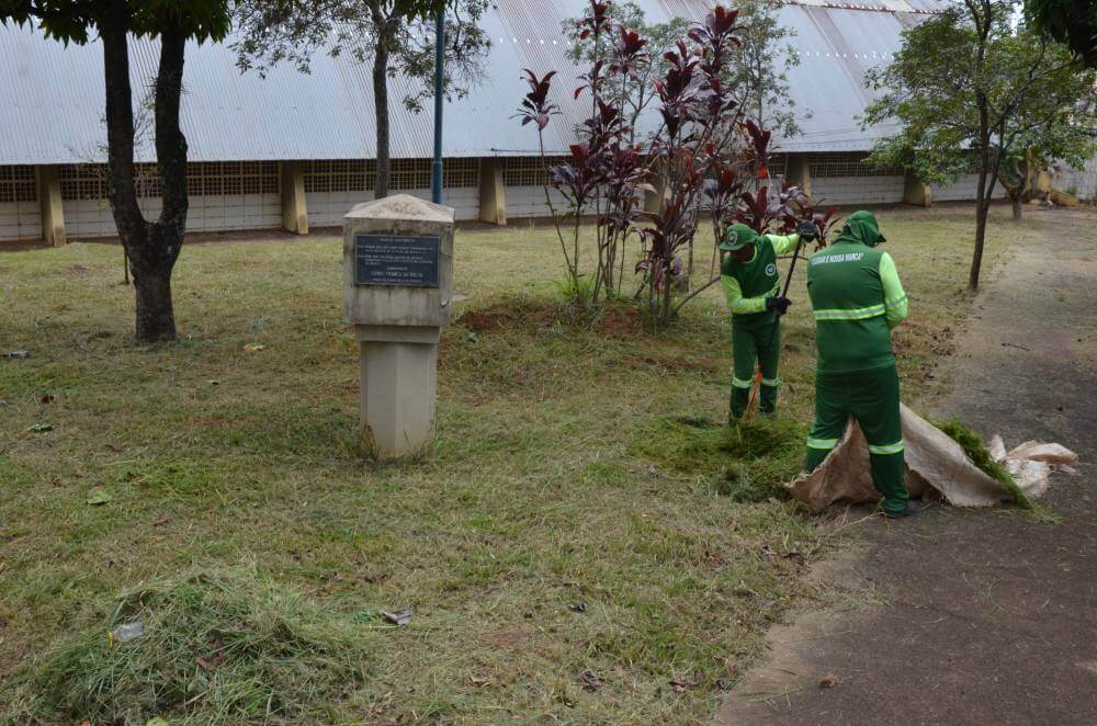 limpeza ginasio champagnat