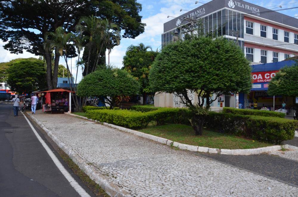 PRACA NOVE DE JULHO 1
