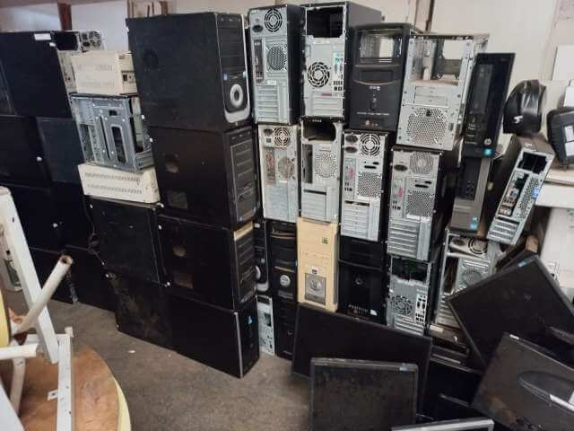164 01