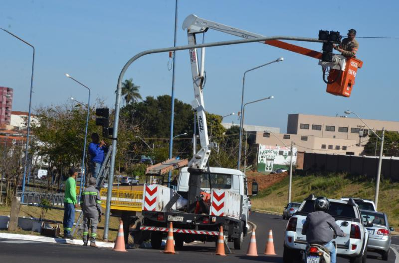 Semaforo AvHelioPalermo com Alagoas original